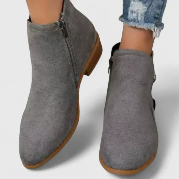 CHELSEA | Sophisticated Comfort Boots