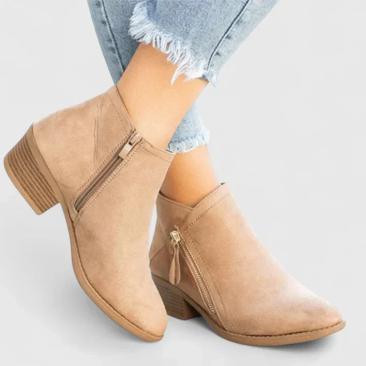 CHELSEA | Sophisticated Comfort Boots