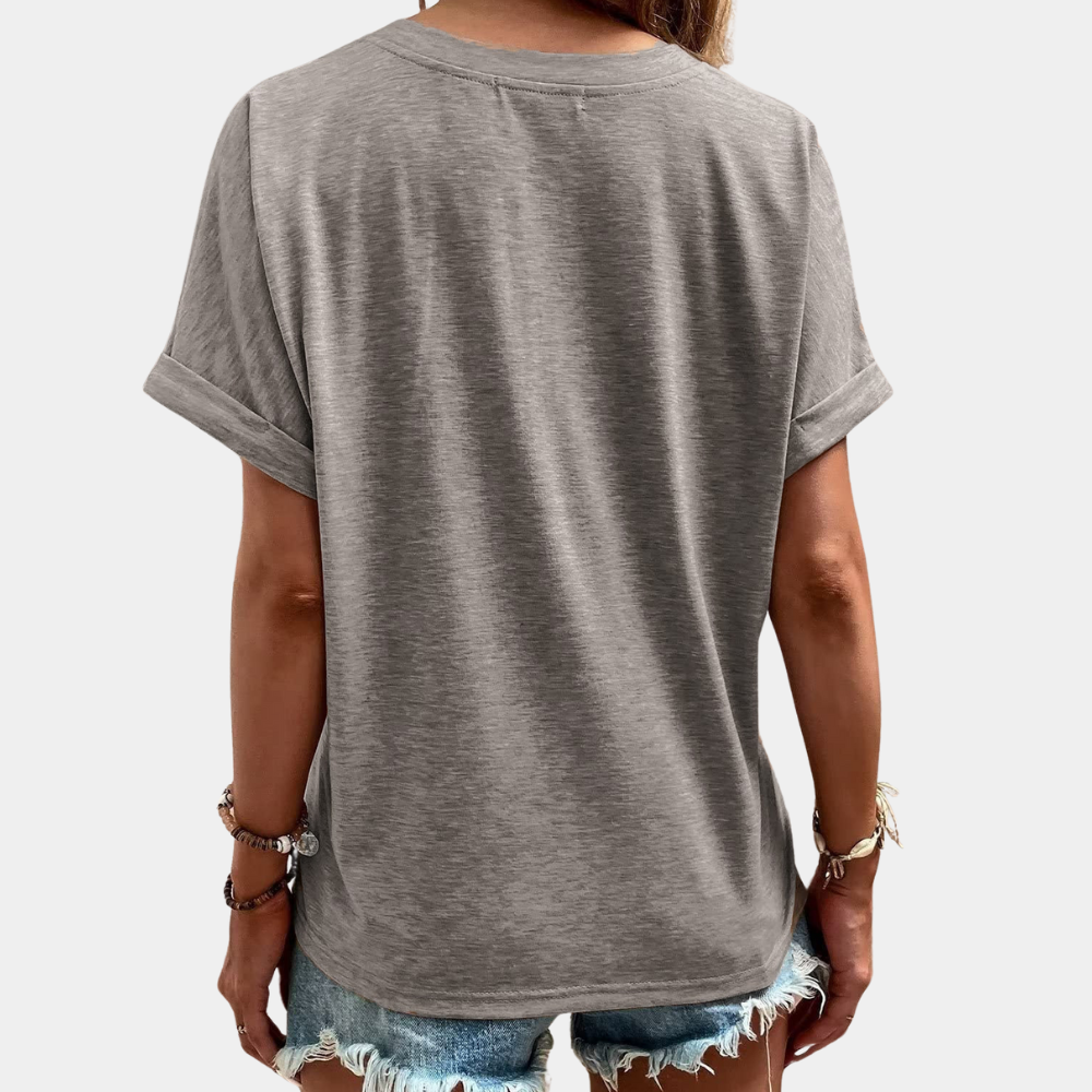 Reapi | Airy Summer V-Neck Top