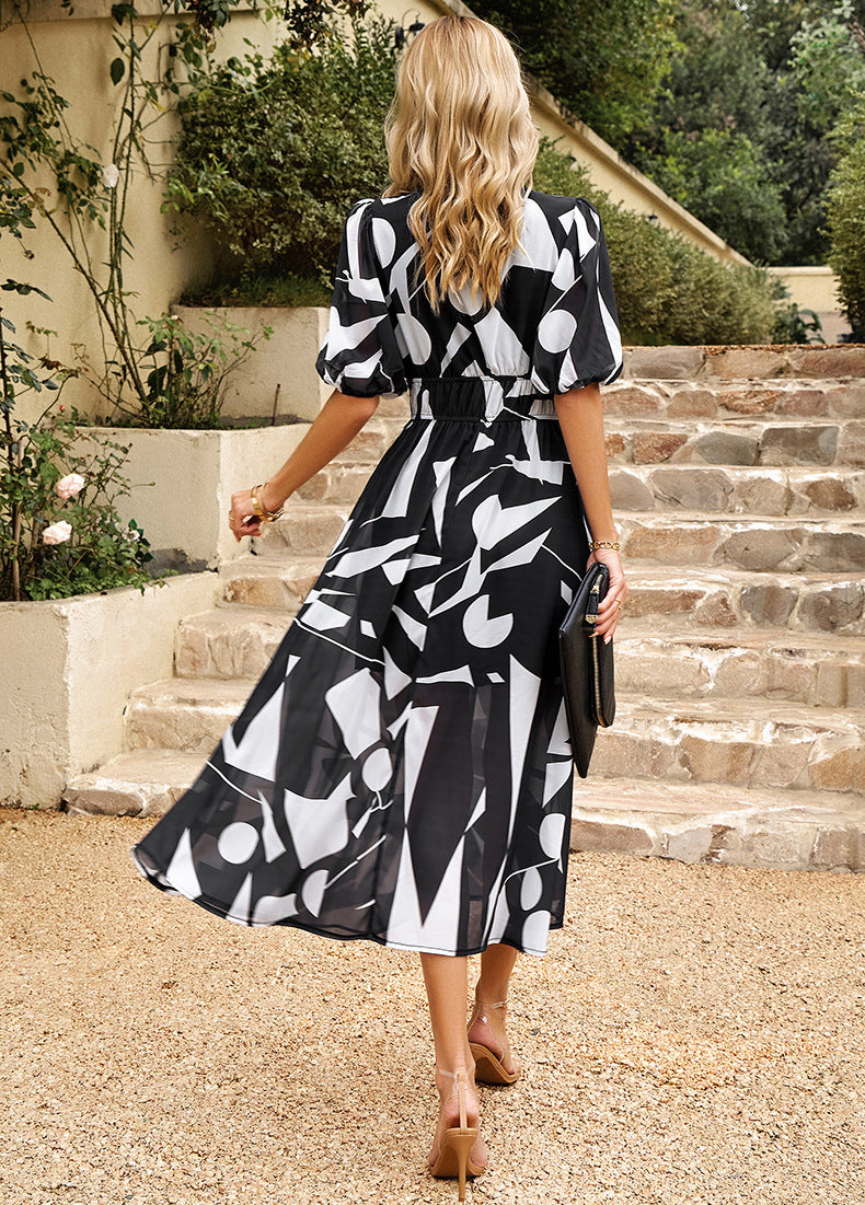 Estella | Flattering Floral Midi Dress