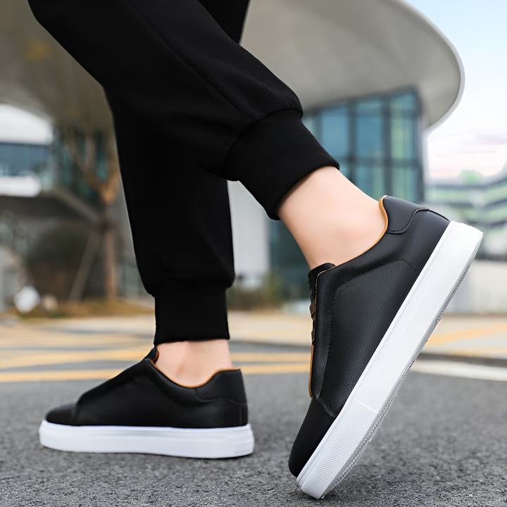 JASON | The Timeless Classic Sneaker