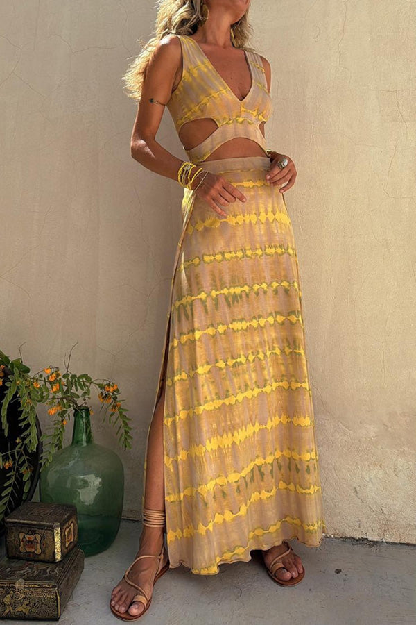 VALENNA | Bold Cut-Out Maxi Dress