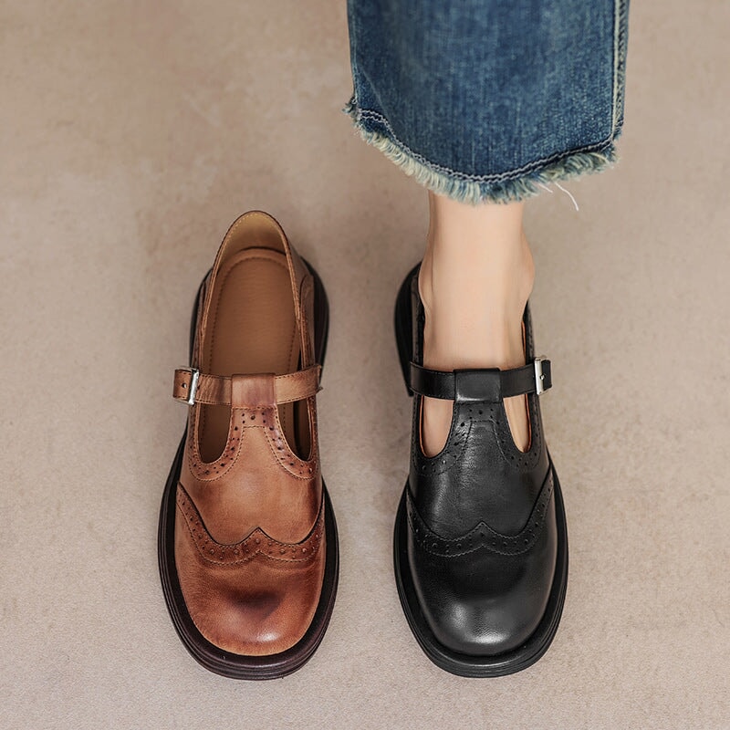 AMIRA | Classic Mary Jane Shoes