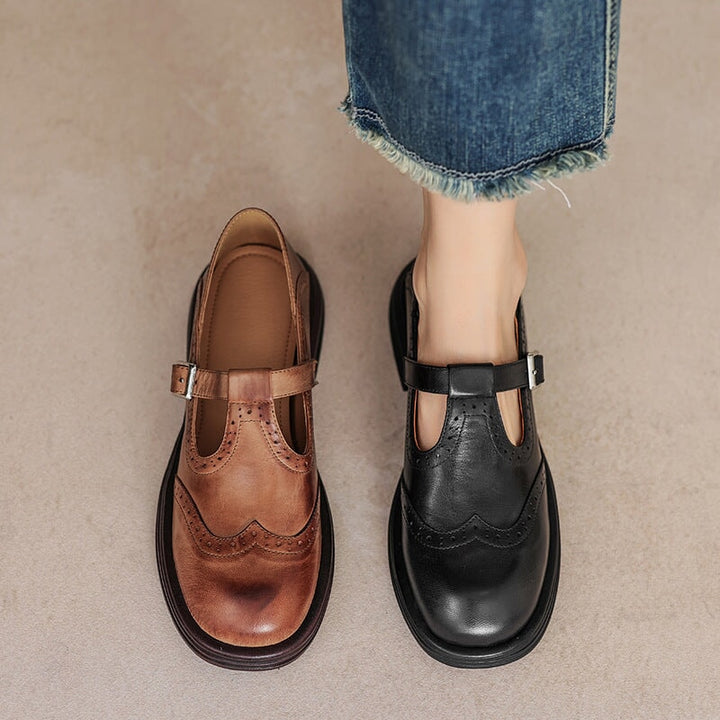 AMIRA | Classic Mary Jane Shoes